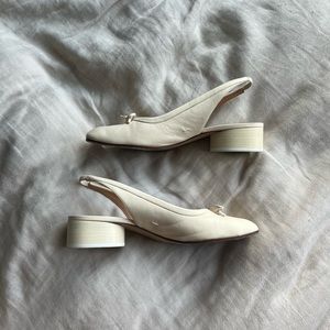 Selling my beautiful Maison Margiela Tabi Slingbacks! Only worn once 🤍🤍🤍🤍